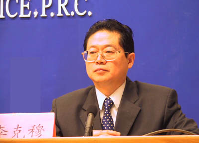 专访保监会副主席李克穆：建设保险退出机制
