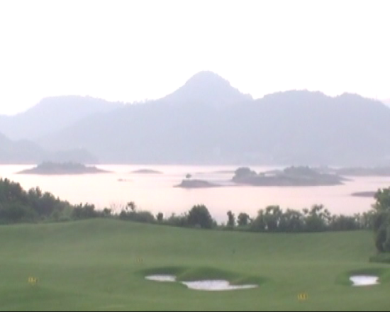 千岛湖遭填湖建高尔夫球场 被酒店和别墅包围 
