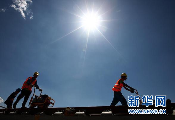 21次国务院常务会释放新一届政府经济调控政策信号