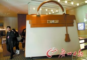 欧洲爱马仕门店被曝对华人售假 买近300万名包六成假货