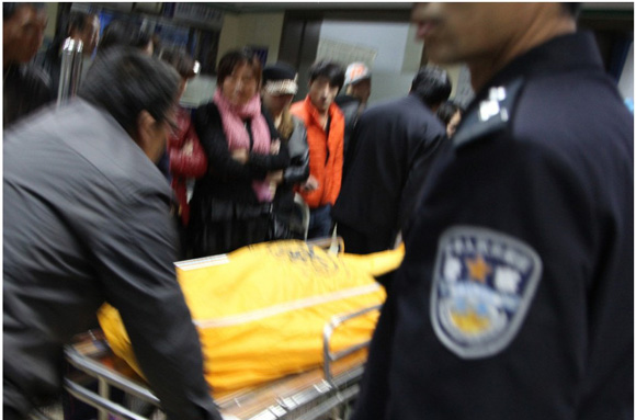 承德技校百余学生群殴一人死亡