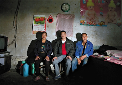 河北锯腿男子怕自己新闻降温：降温意味着再次等死