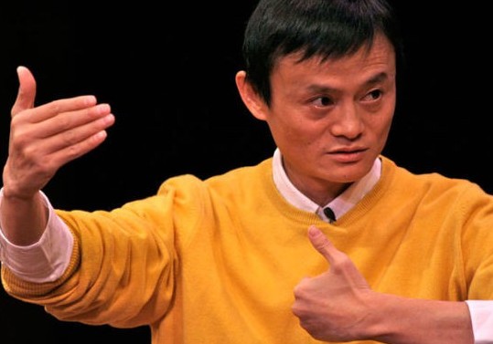 马云：像外行人一样思考像外星人一样行动