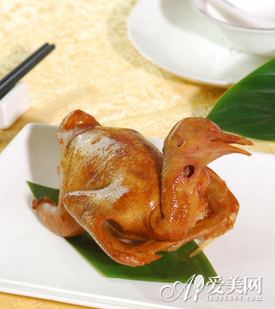  女人痛经怎么办? 7款食疗方 活血化瘀止痛 