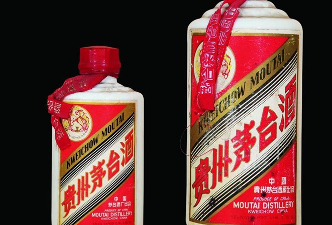 茅台价格跌至850元/瓶 经销商赔本赚吆喝