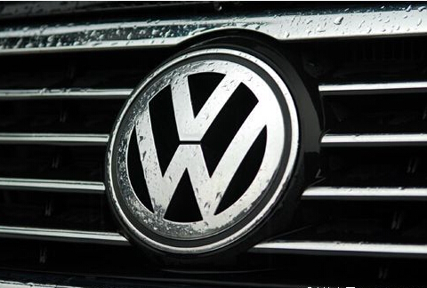 一汽大众两高管涉严重违法被查 公司称尚不了解具体情况