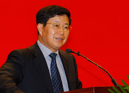迟福林：推行负面清单管理 破题政府职能转变