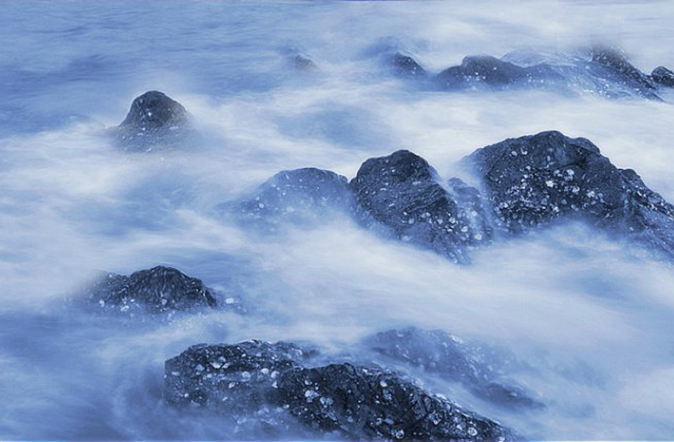 如云是浪涛涛涌