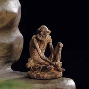 沉香雕刻 形随意动