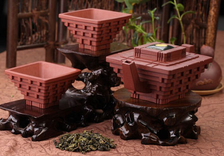 精美紫砂壶赏析：茶禅之雅韵