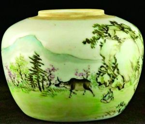 瓷器赏析：瓷上春意浓(图)