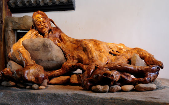 根雕艺术品逐步进入收藏领域