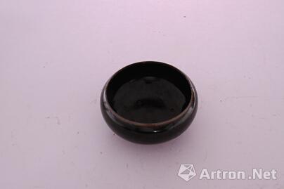 黑釉里金釉钵 引陶瓷收藏热