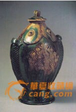 青州出土唐三彩双鱼榼