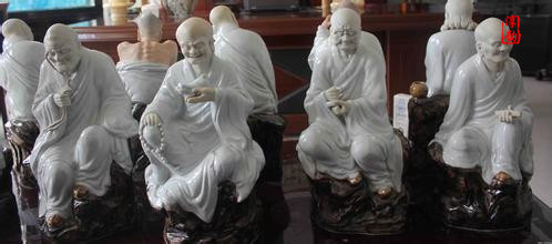 我们致力于纯手工古法陶瓷的研制与烧制,交流咨询请加微信:陶木居士,微信号:c696969Y(长按复制),健康的生活是我们共同的追求!