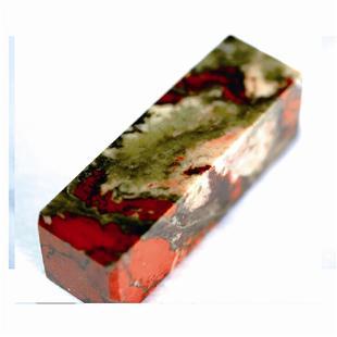 神农架鸡血梅花玉或成下一个天价宝石 13亿年孕育