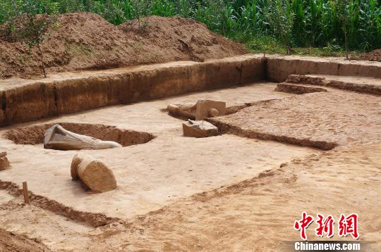 陕西三原唐敬宗庄陵发现6件番酋像(图)