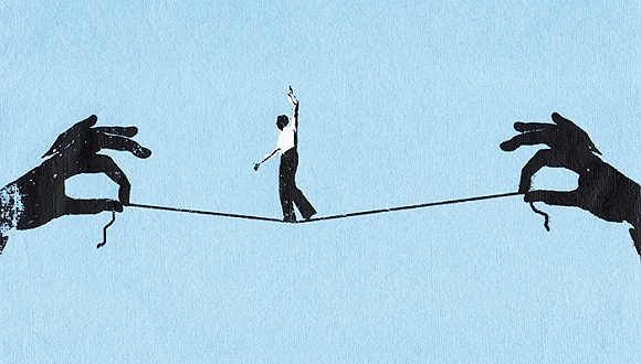 生存还是毁灭？恒生电子HOMS系统正徘徊在生死关口