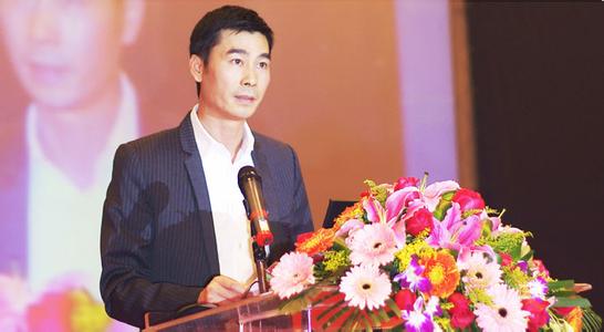 美的被疑做空 何享健父子1800亿帝国浮出水面