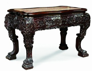 红木家具拍场受宠