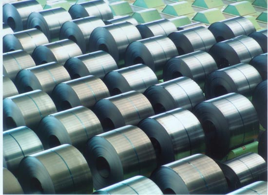 风暴中的武钢雪上加霜：大而不强 有领导以&ldquo;钢&rdquo;谋私