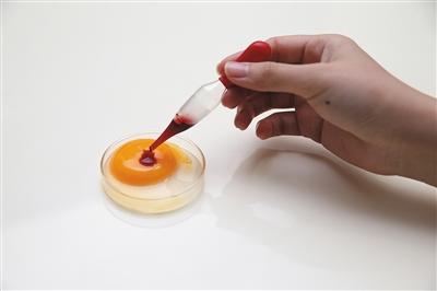 三天染出&ldquo;土鸡蛋&rdquo;：红心土鸡蛋或添加染色剂 