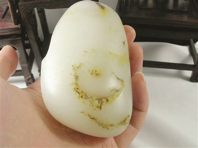如何辨认和田玉