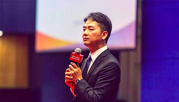 刘强东看双十一：当一公司特别针对另一公司时 他已经恐惧了