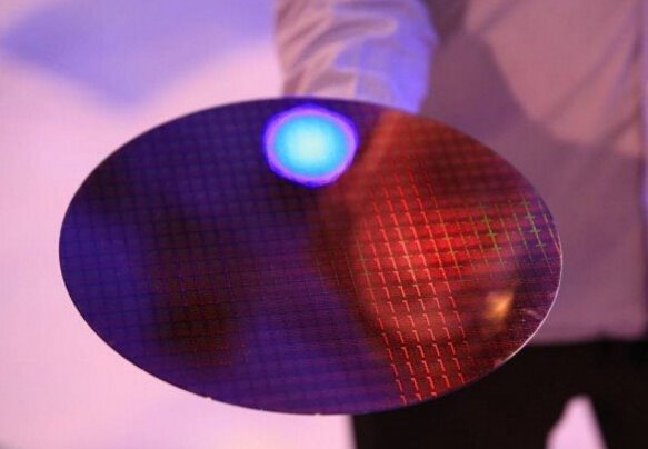 全球芯片业并购热升温：中国投资者推波助澜