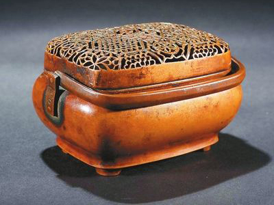 冬日里赏玩张鸣岐手炉