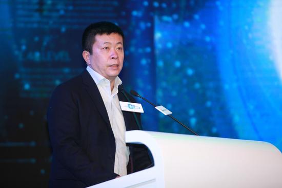 曹国伟：“互联网+”推动商业进入无界竞技场