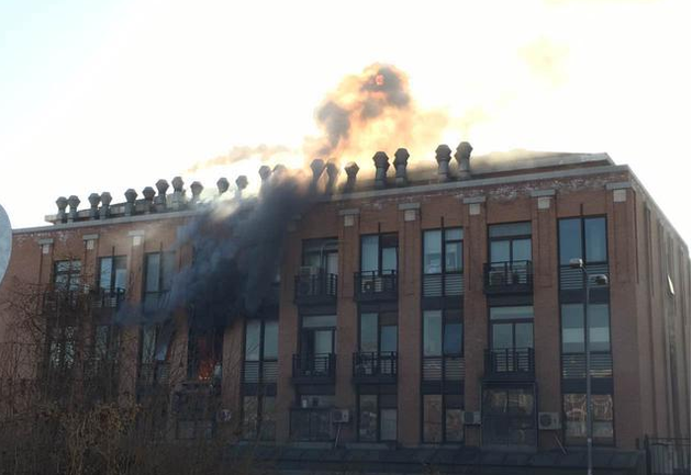 清华实验室起火：清华官微称警方初查排除刑案可能