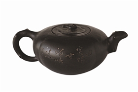 鉴赏紫砂焐黑柿扁厂壶