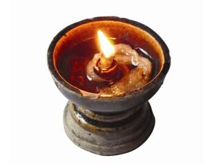 瓷油灯见证消失的王国