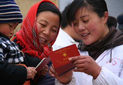 人社部门统管城乡医保成定局 参保者不会受影响