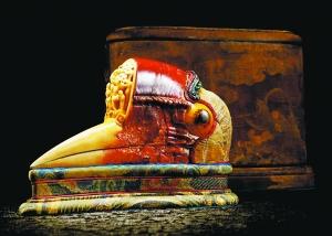 谁抬高了文玩的身价