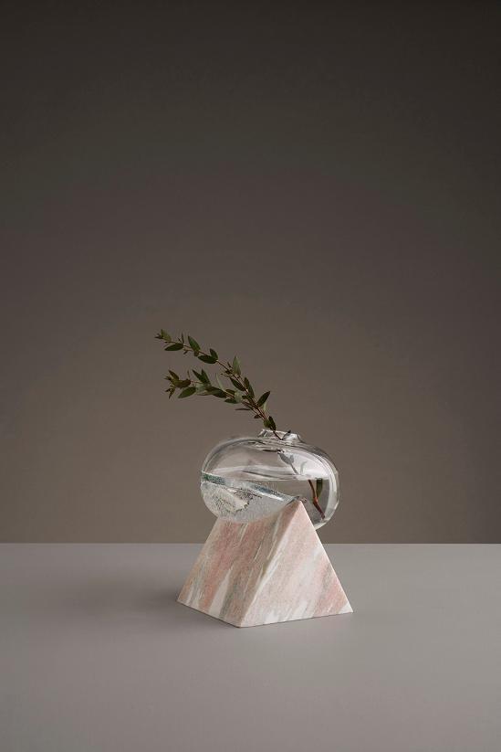 Indefinite Vases 01-5
