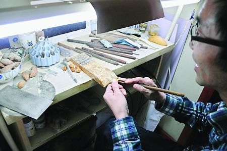 核雕：方寸之间的雕虫小技