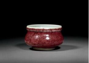 康熙郎窑红绚丽灿烂 乾隆也曾忍不住赋诗赞美