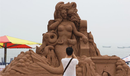 大连金石滩举行沙雕比赛