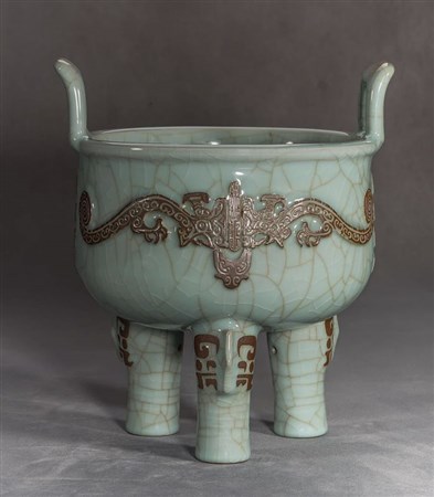 “毛正聪从艺60周年青瓷艺术展暨《中国工艺美术大师全集•毛正聪卷》首发式”在中国美术馆开幕 “毛正聪从艺60周年青瓷艺术展暨《中国工艺美术大师全集•毛正聪卷》首发式”在中国美术馆开幕