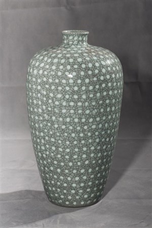 “毛正聪从艺60周年青瓷艺术展暨《中国工艺美术大师全集•毛正聪卷》首发式”在中国美术馆开幕 “毛正聪从艺60周年青瓷艺术展暨《中国工艺美术大师全集•毛正聪卷》首发式”在中国美术馆开幕