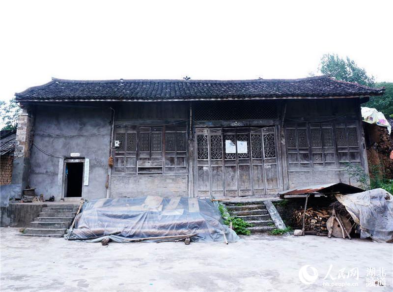 湖北十堰：刻在门板上的做人古训