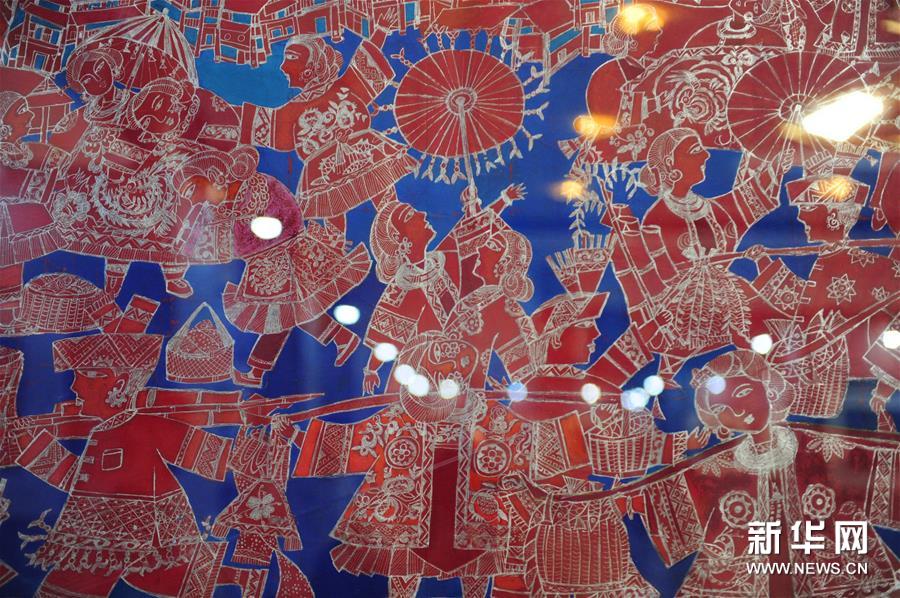 (晚报)(6)“中国梦·侗乡情——广西柳州三江农民画晋京展”开展