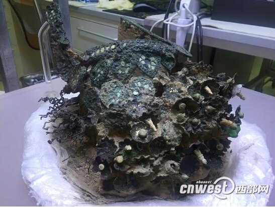 隋炀帝萧后凤冠修复进入尾声 铜钗内发现棉花木销