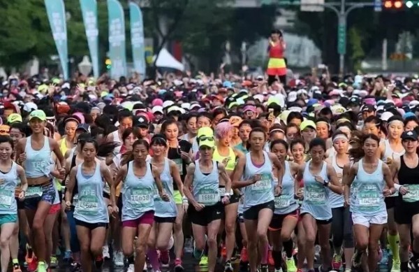 国内运动品牌增速放缓 五大运动品牌扩张日趋保守