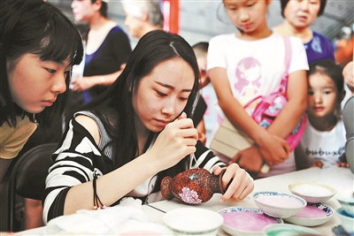 燕京八绝展在首都博物馆开幕