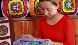 民族的就是世界的：巴黎时装周为何青睐新疆刺绣