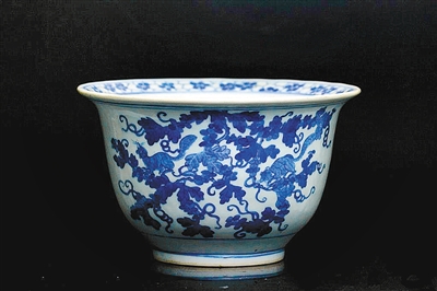 古玩上的鼠戏葡萄图