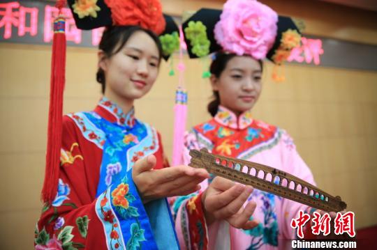 颐和园首推文创产品评选 十七孔桥御尺获第一